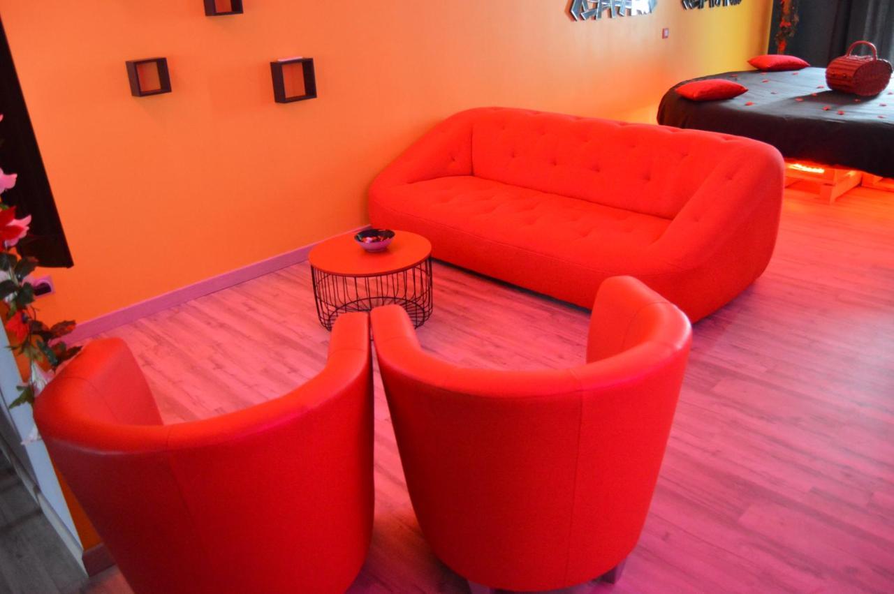 Nuit Insolite-Room Love Saint-Germain  Exterior foto