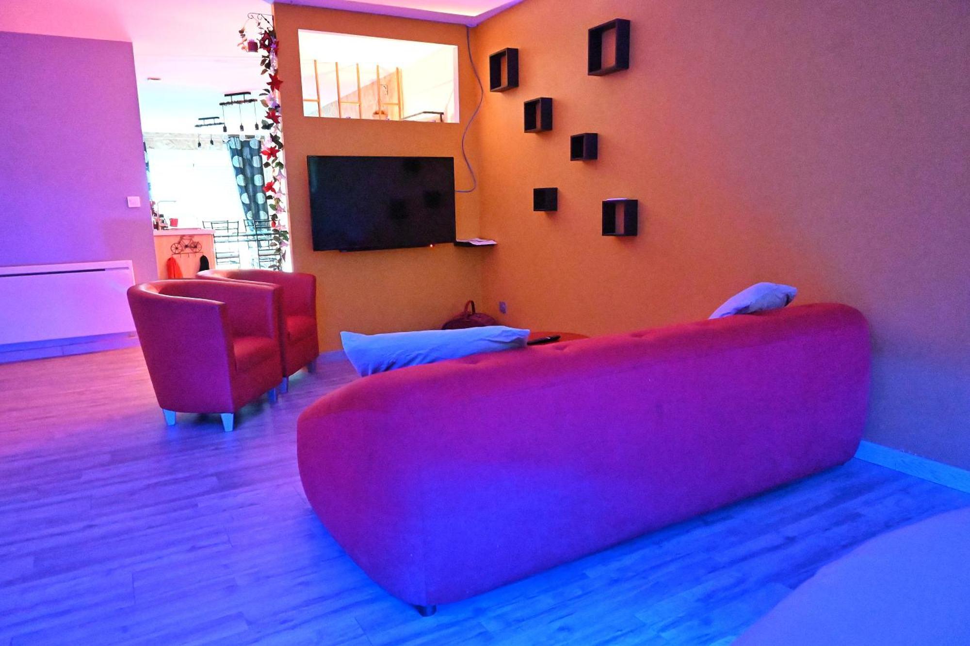Nuit Insolite-Room Love Saint-Germain  Exterior foto